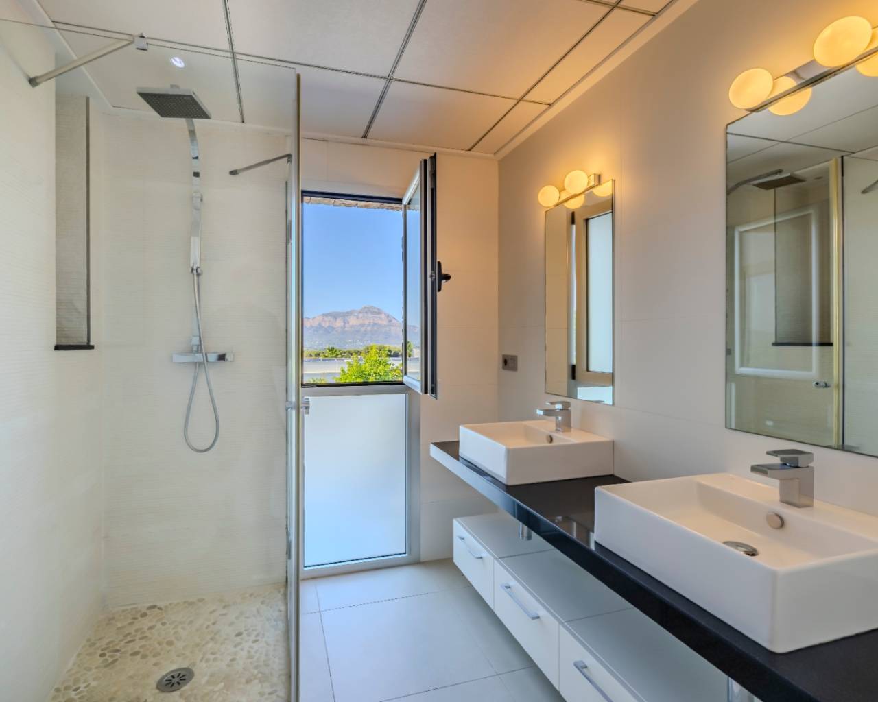 Vente - Villa individuelle - Javea