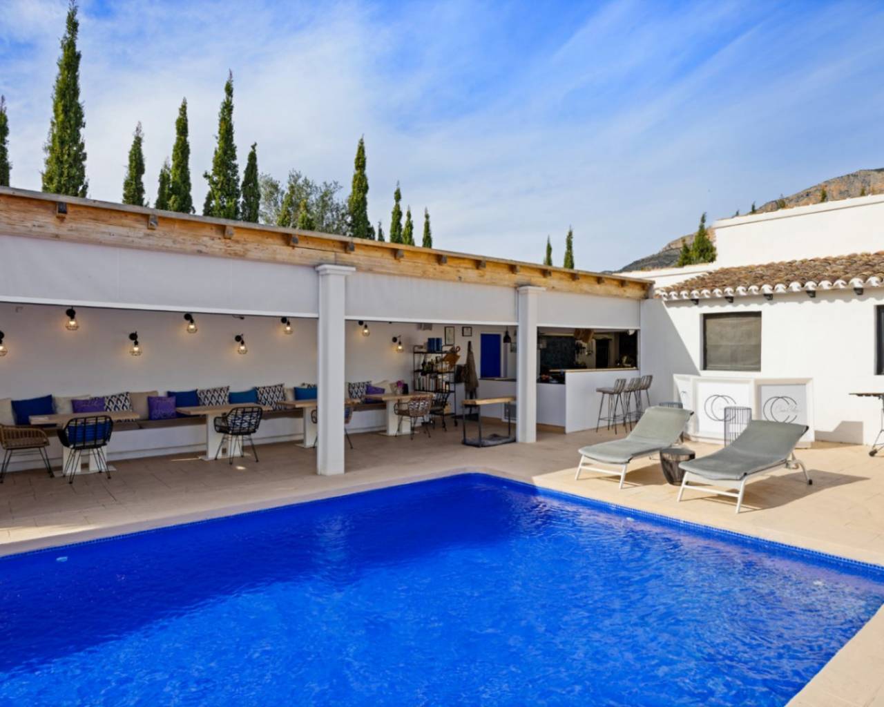 Vente - Villa individuelle - Javea - El Montgo