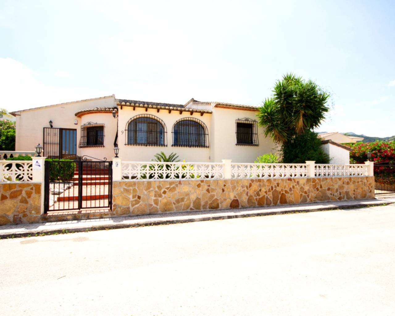 Vente - Villa individuelle - Orba Valley - Orba
