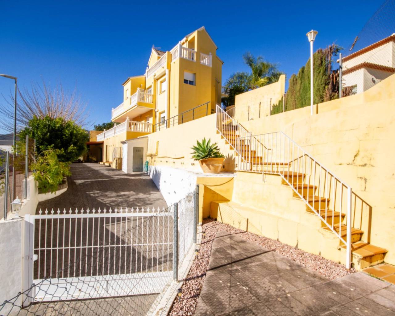 Vente - Villa individuelle - Orba Valley - Orba