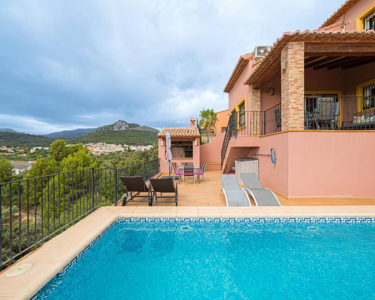 Vente - Villa individuelle - Orba Valley - Ubanizacion