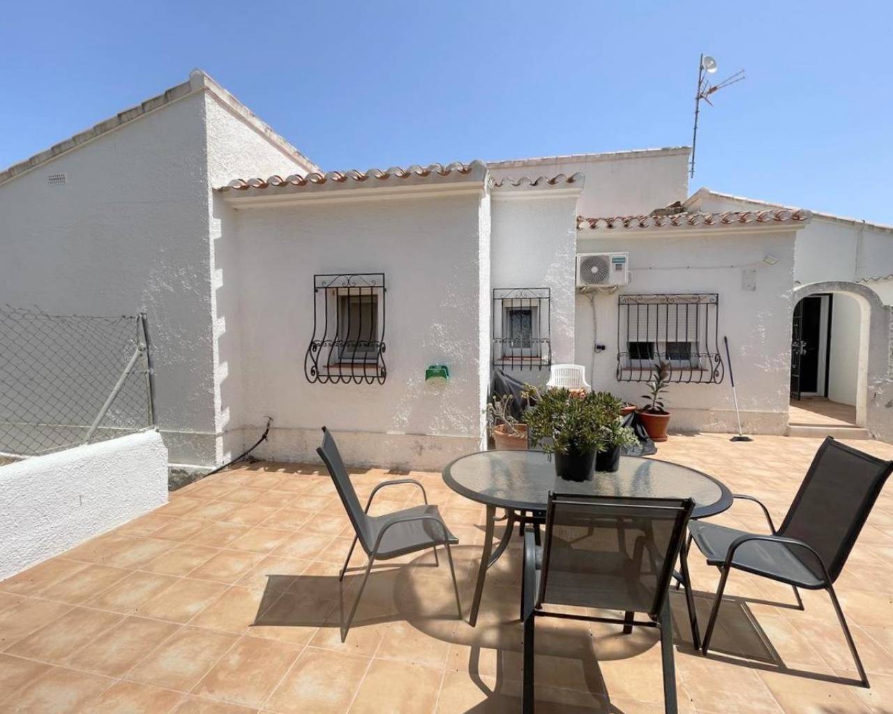 Rental - Detached villa - Javea