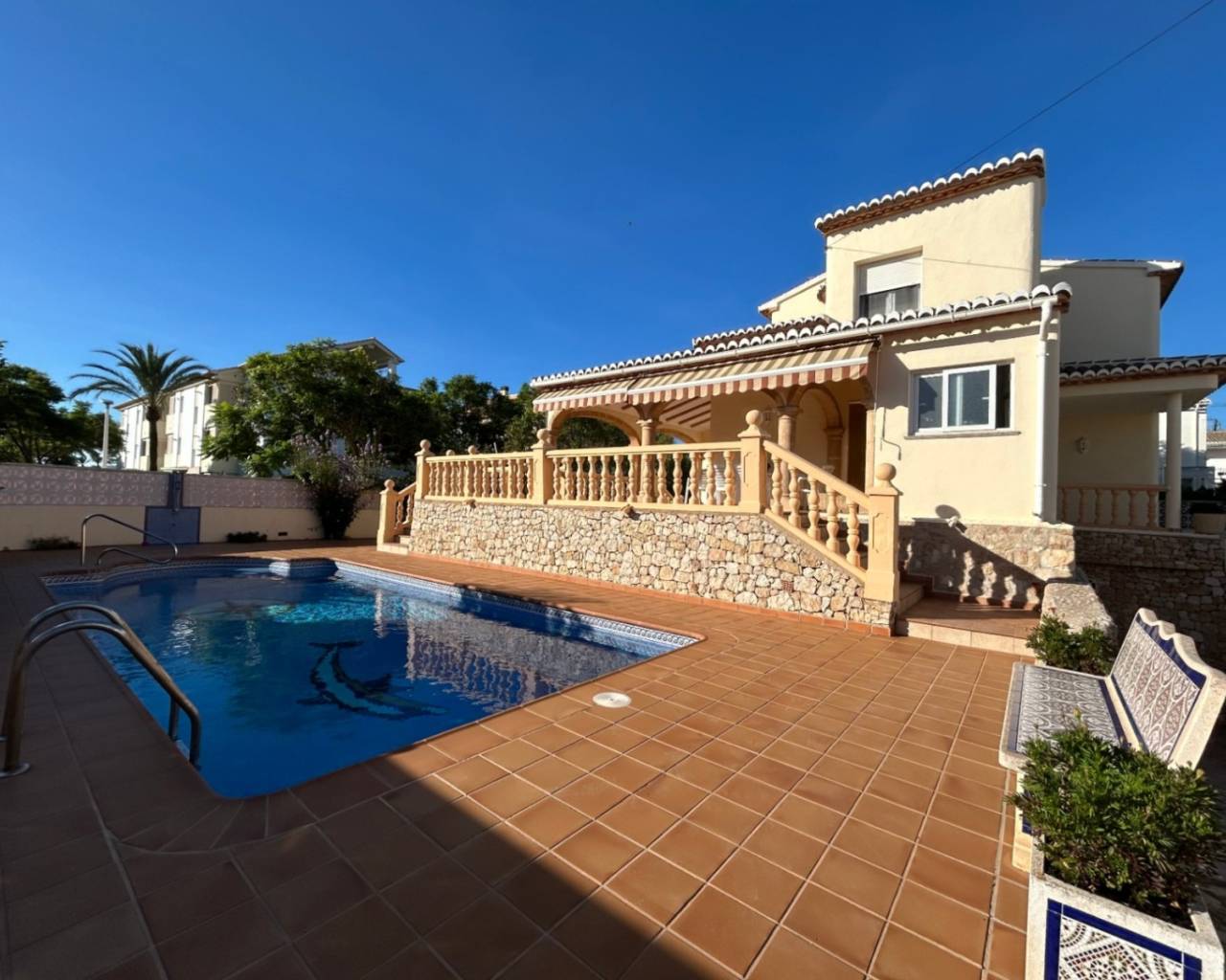 Rental - Detached villa - Javea