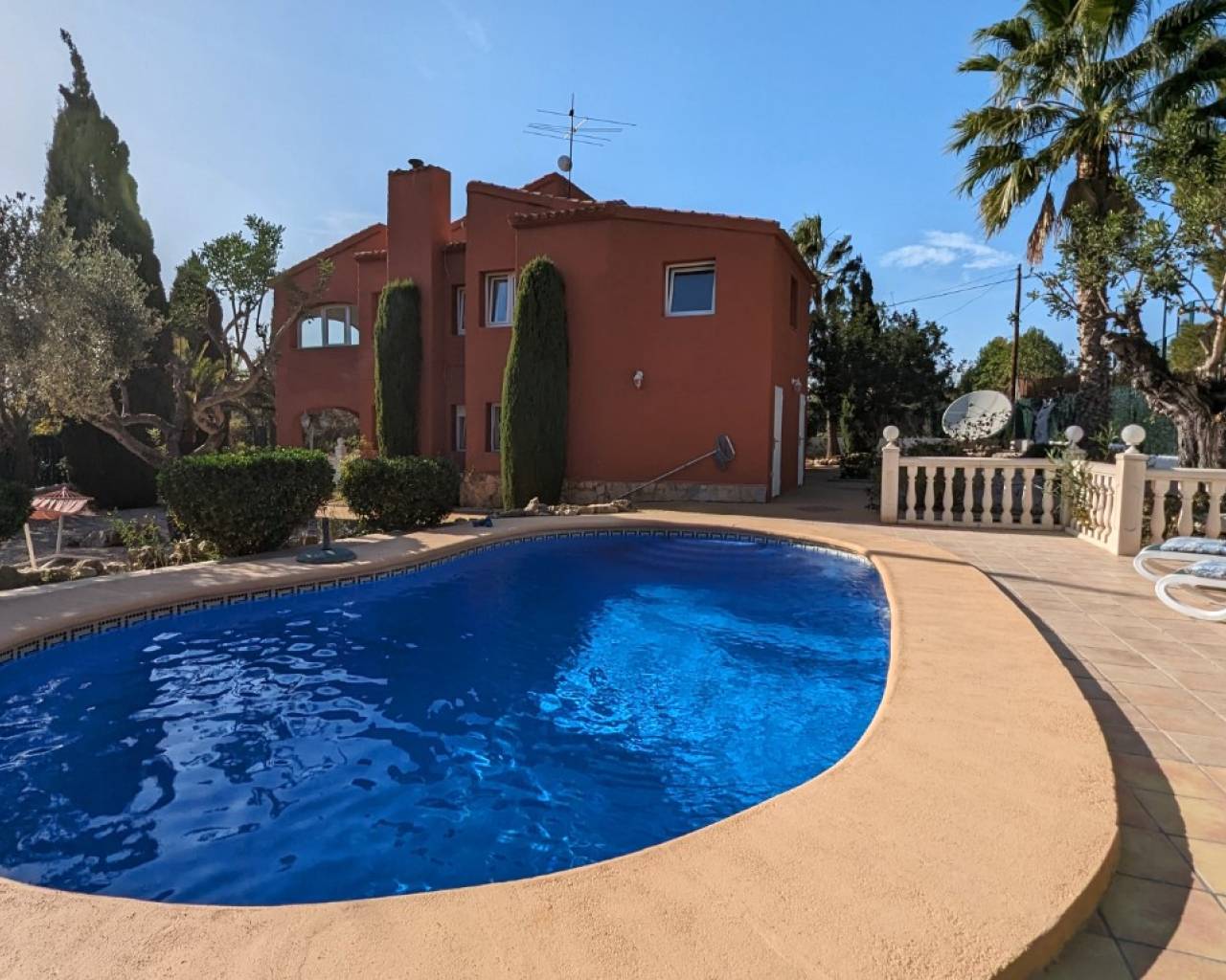 Rental - Detached villa - Javea