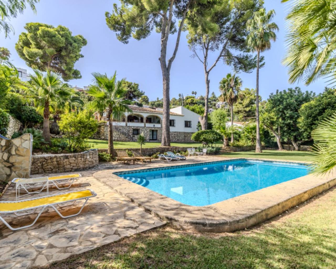 Rental - Detached villa - Javea