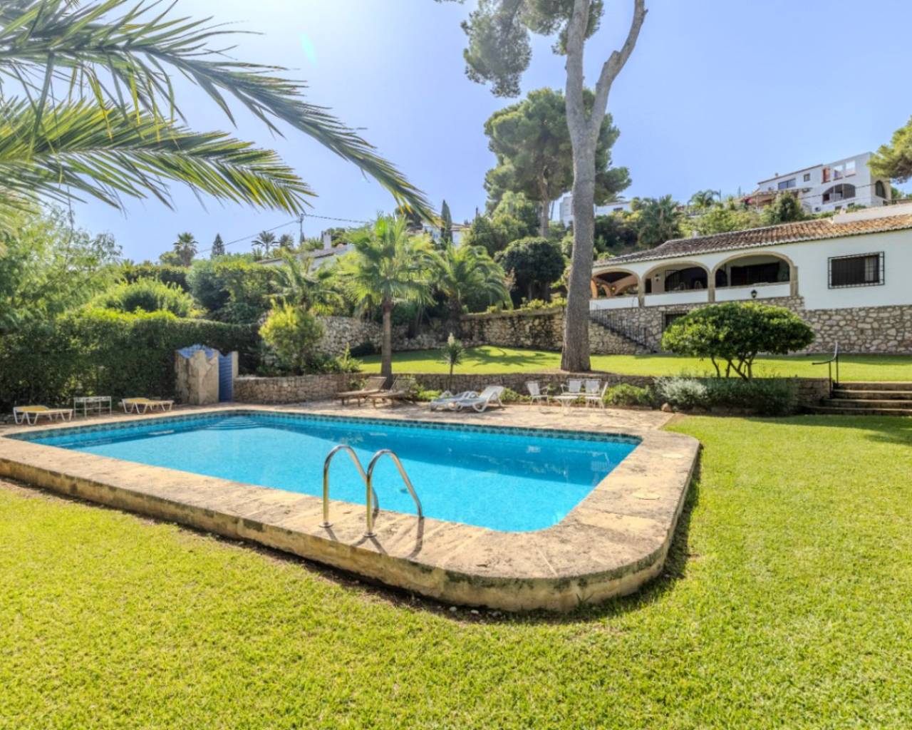 Rental - Detached villa - Javea