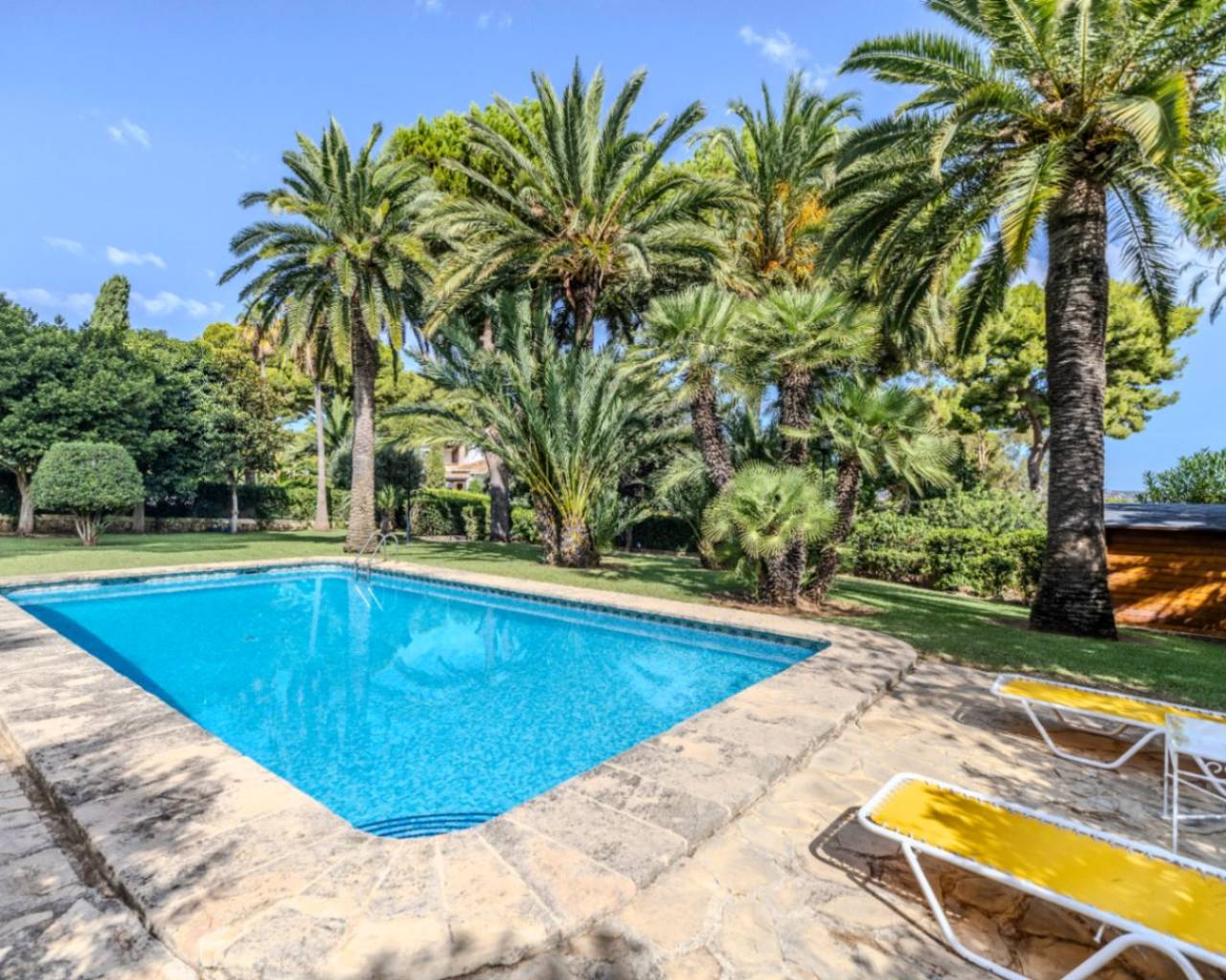 Rental - Detached villa - Javea