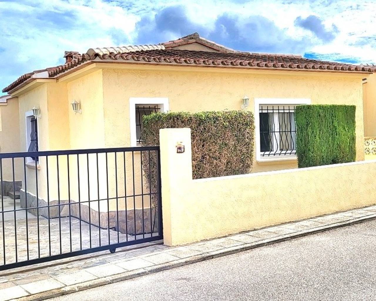 Sales - Detached villa - Javea