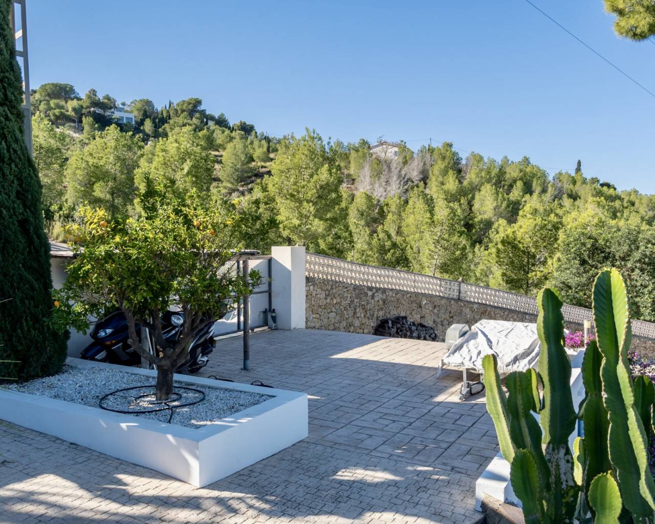 Sales - Detached villa - Denia
