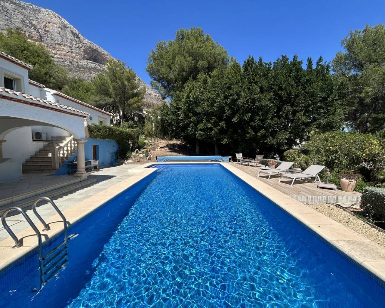 Sales - Detached villa - Javea