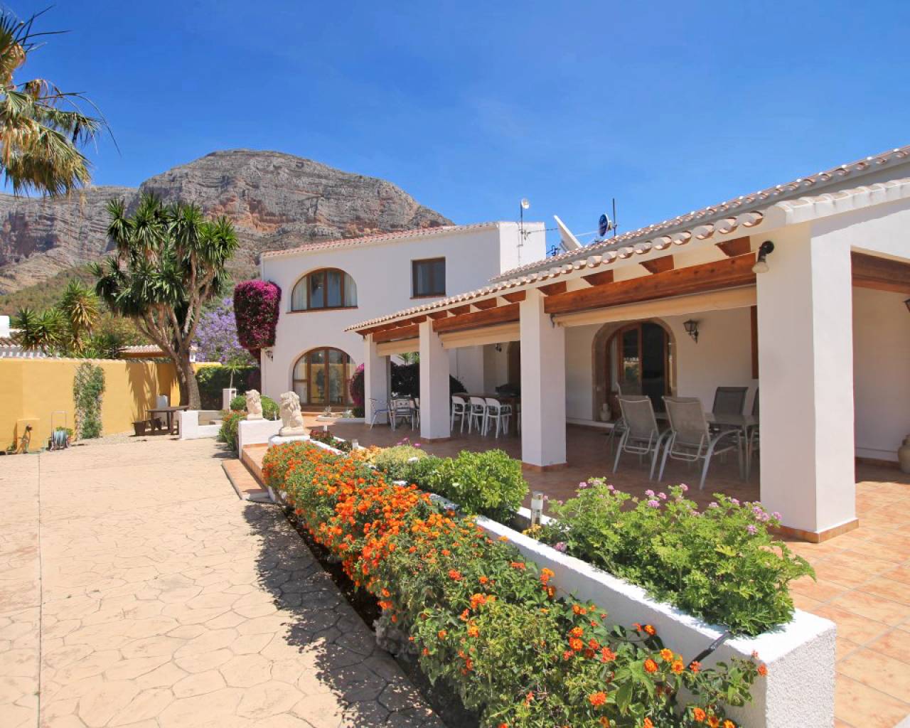 Sales - Detached villa - Javea