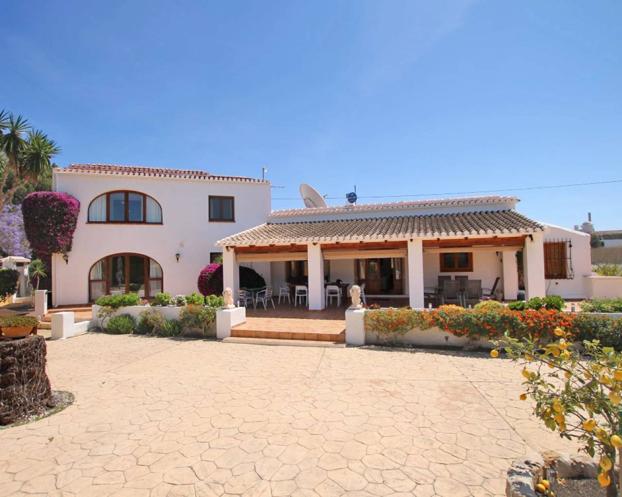 Sales - Detached villa - Javea