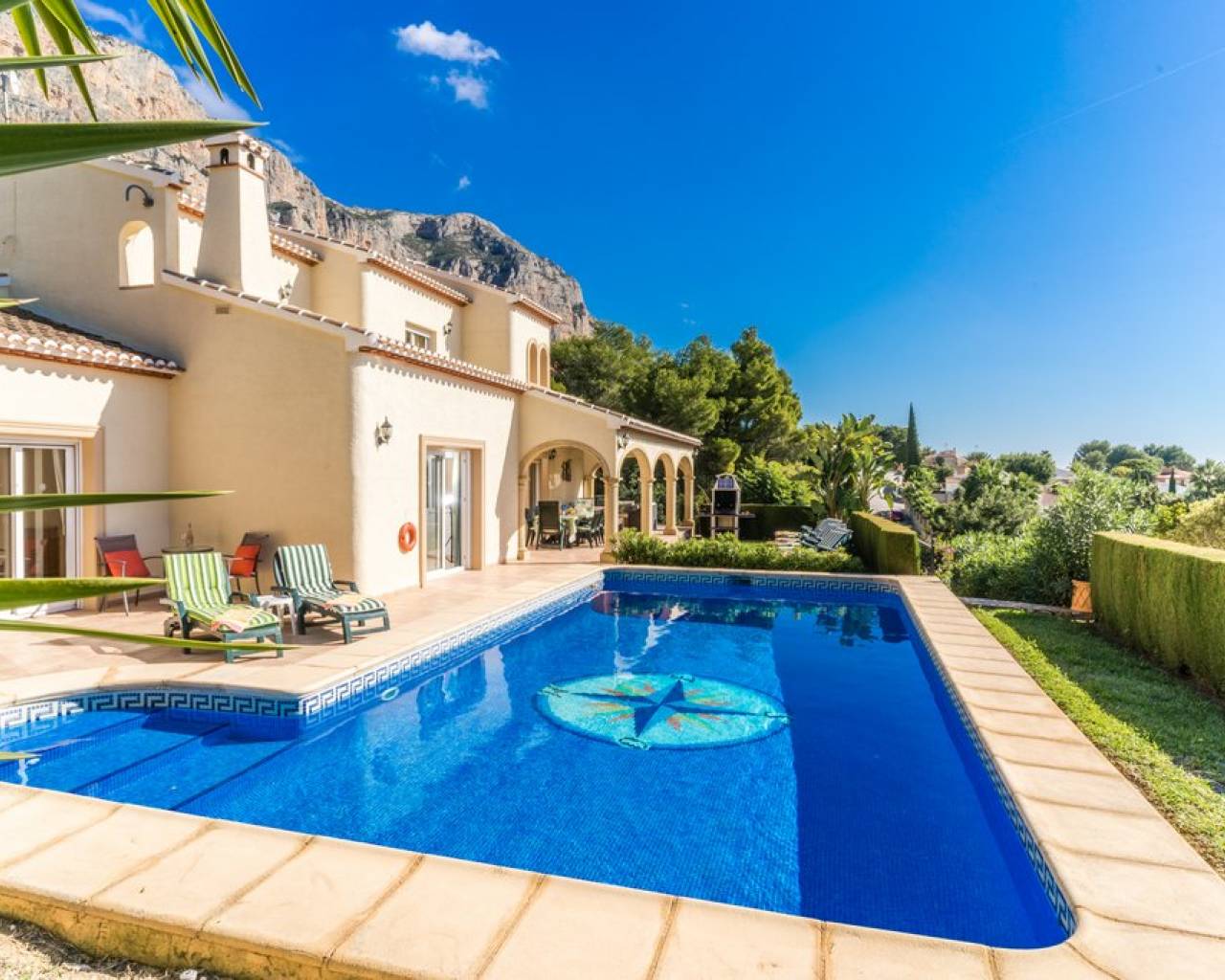 Sales - Detached villa - Javea