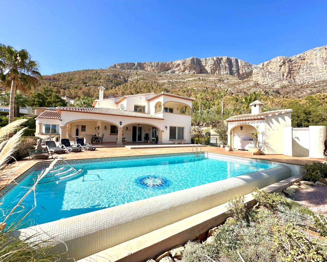 Sales - Detached villa - Javea