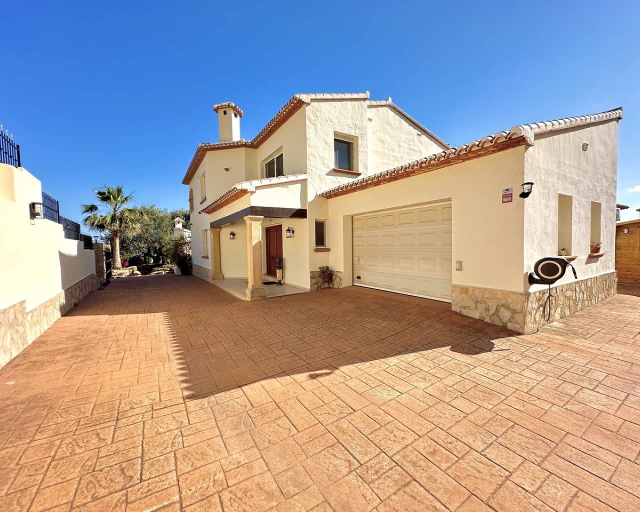 Sales - Detached villa - Javea