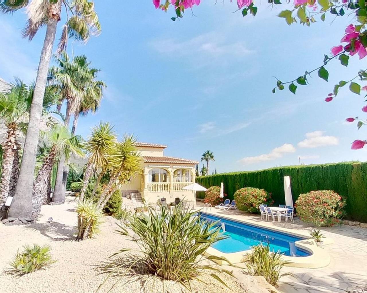 Sales - Detached villa - Javea