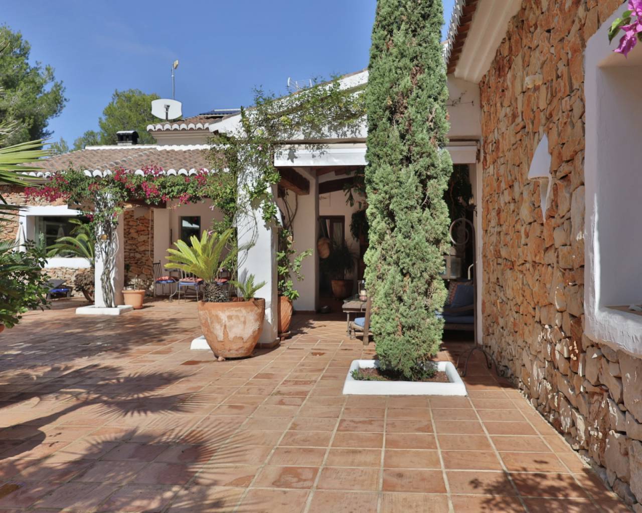 Sales - Detached villa - Javea