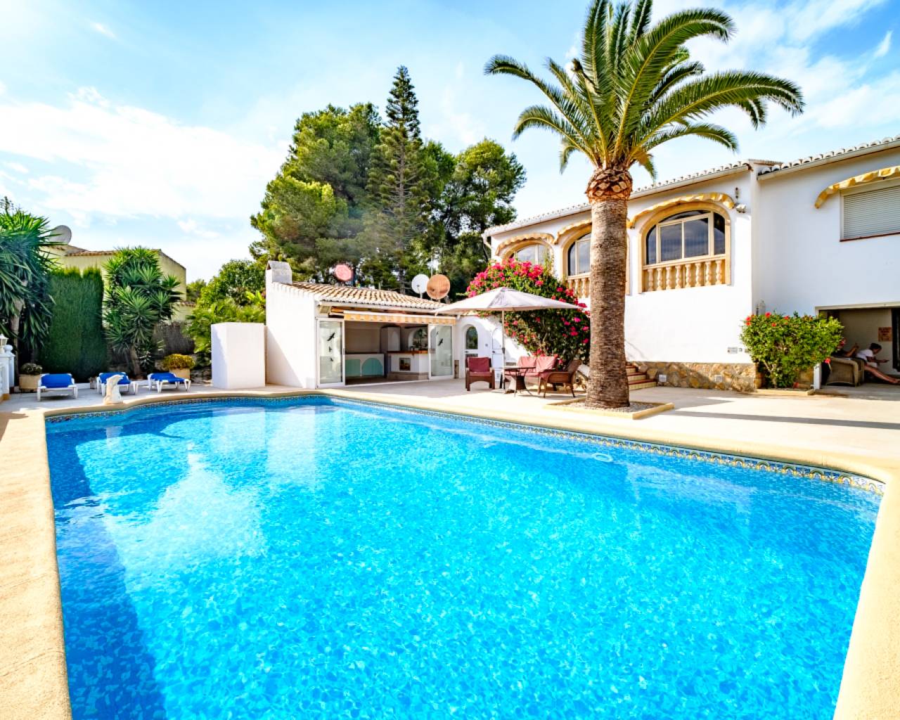 Sales - Detached villa - Javea