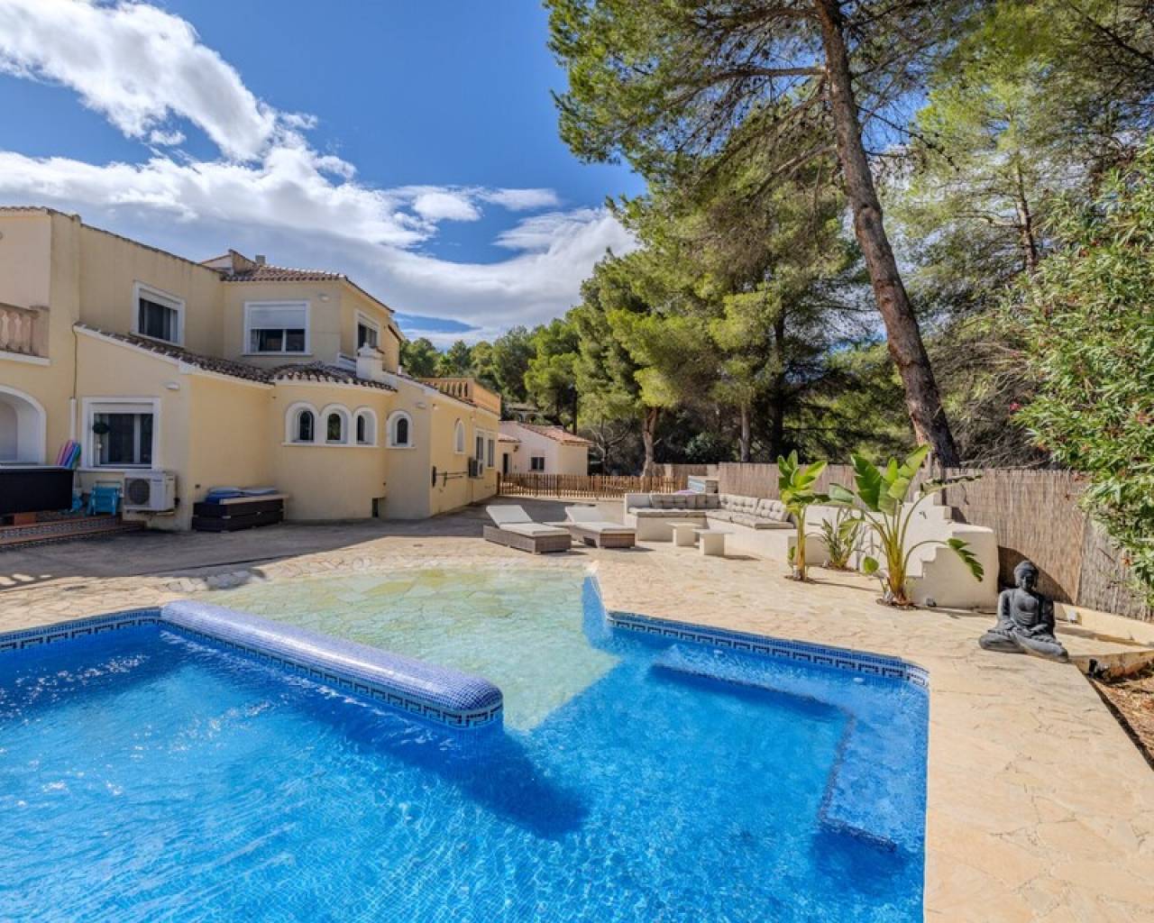 Sales - Detached villa - Javea