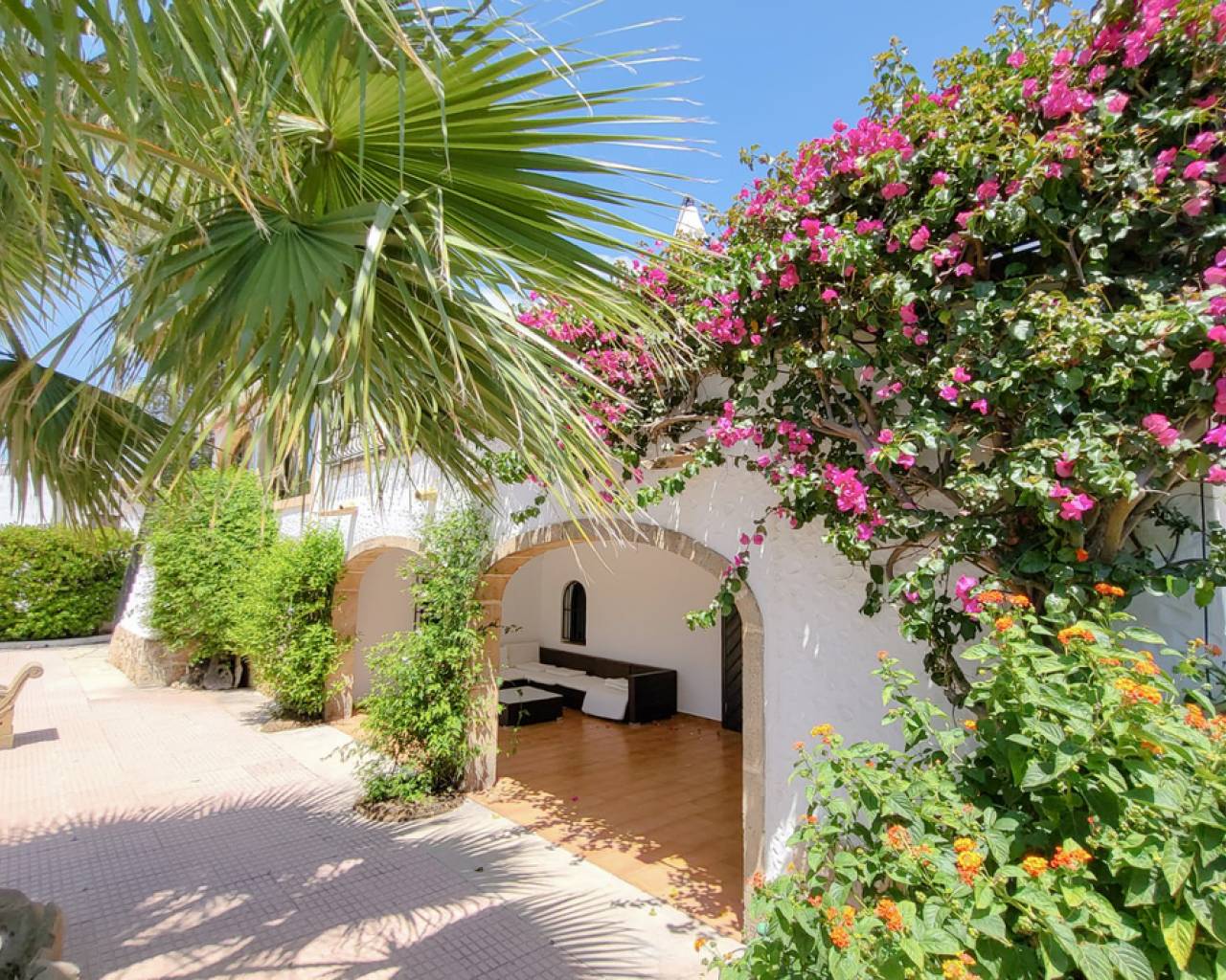 Sales - Detached villa - Javea