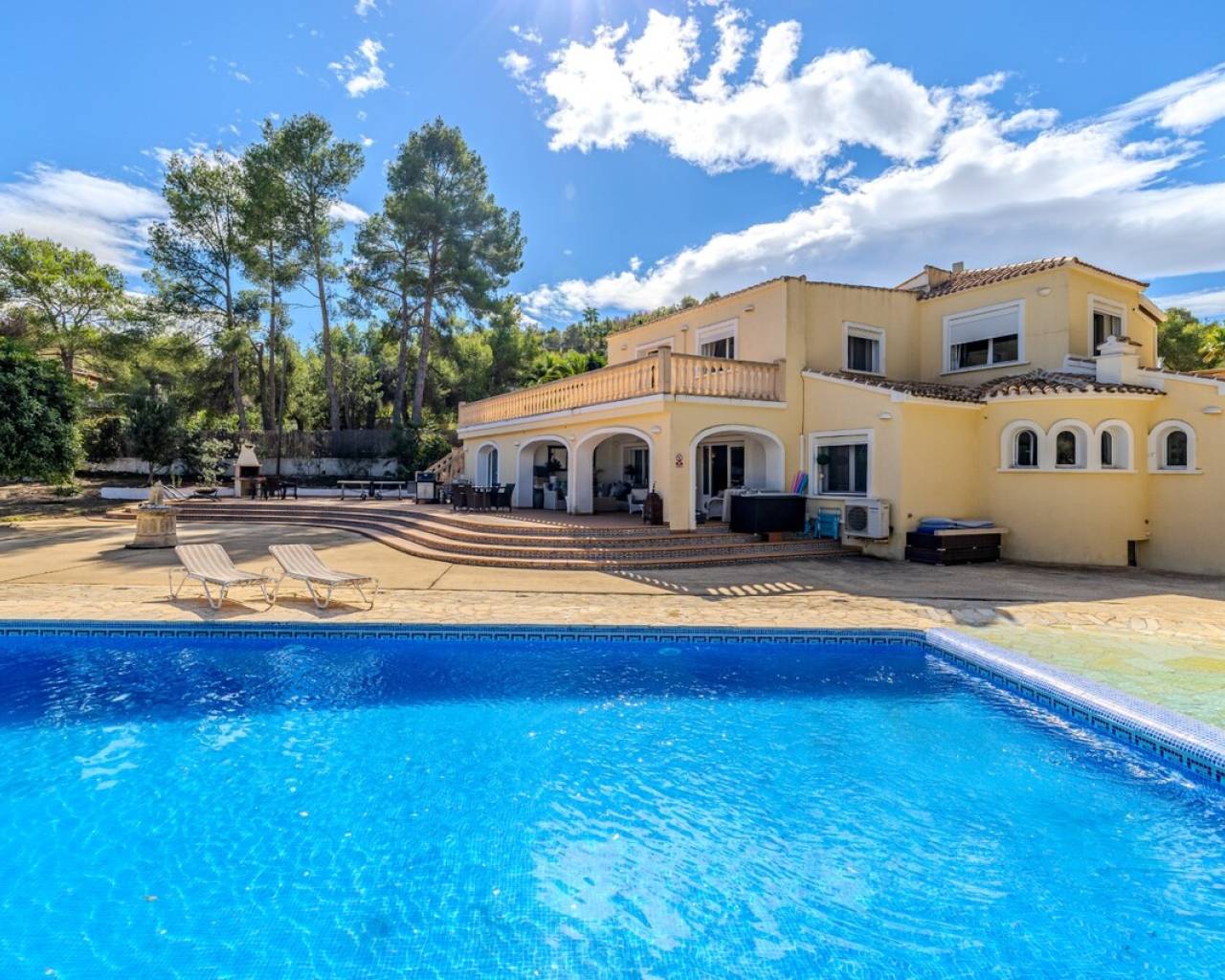 Sales - Detached villa - Javea