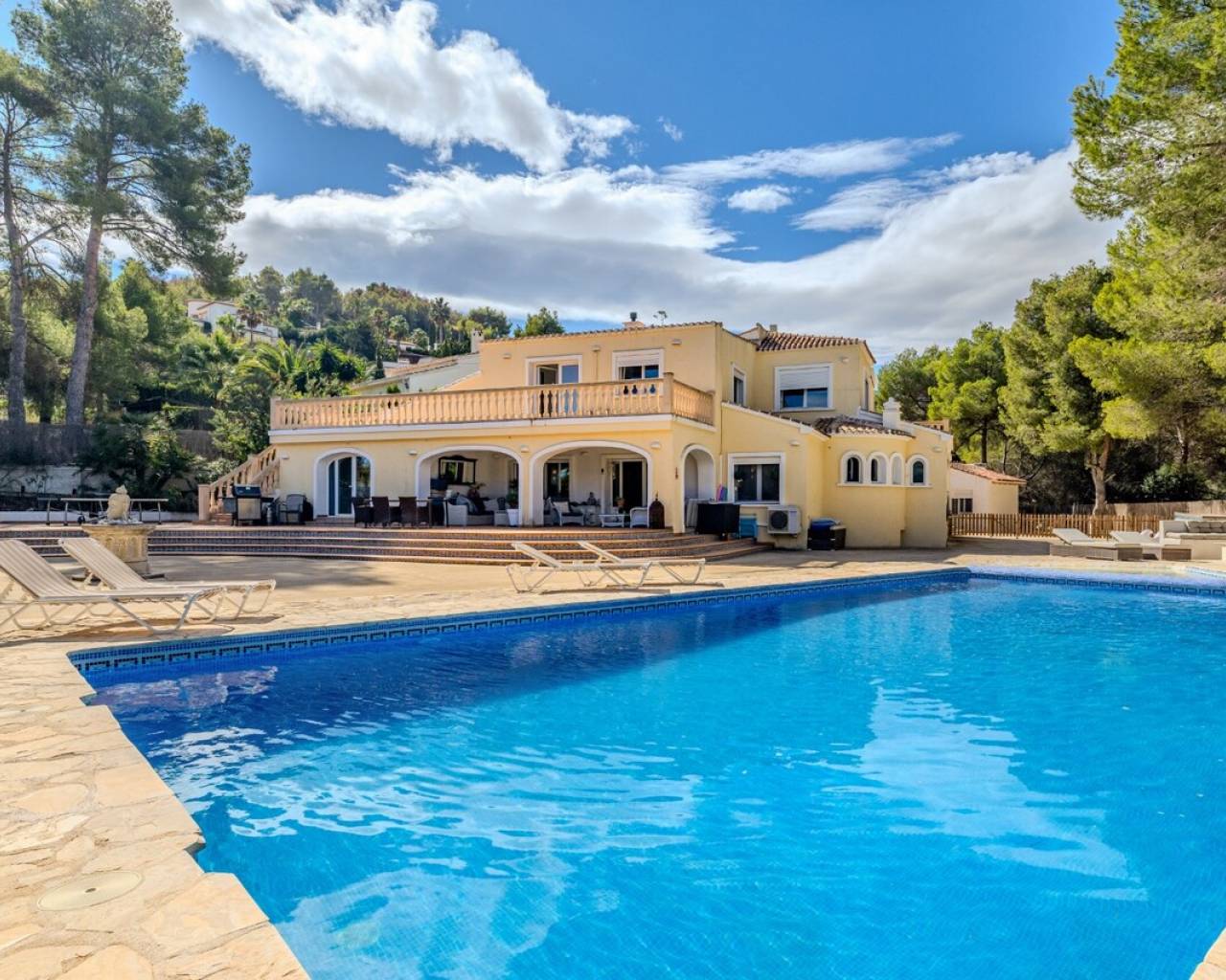 Sales - Detached villa - Javea