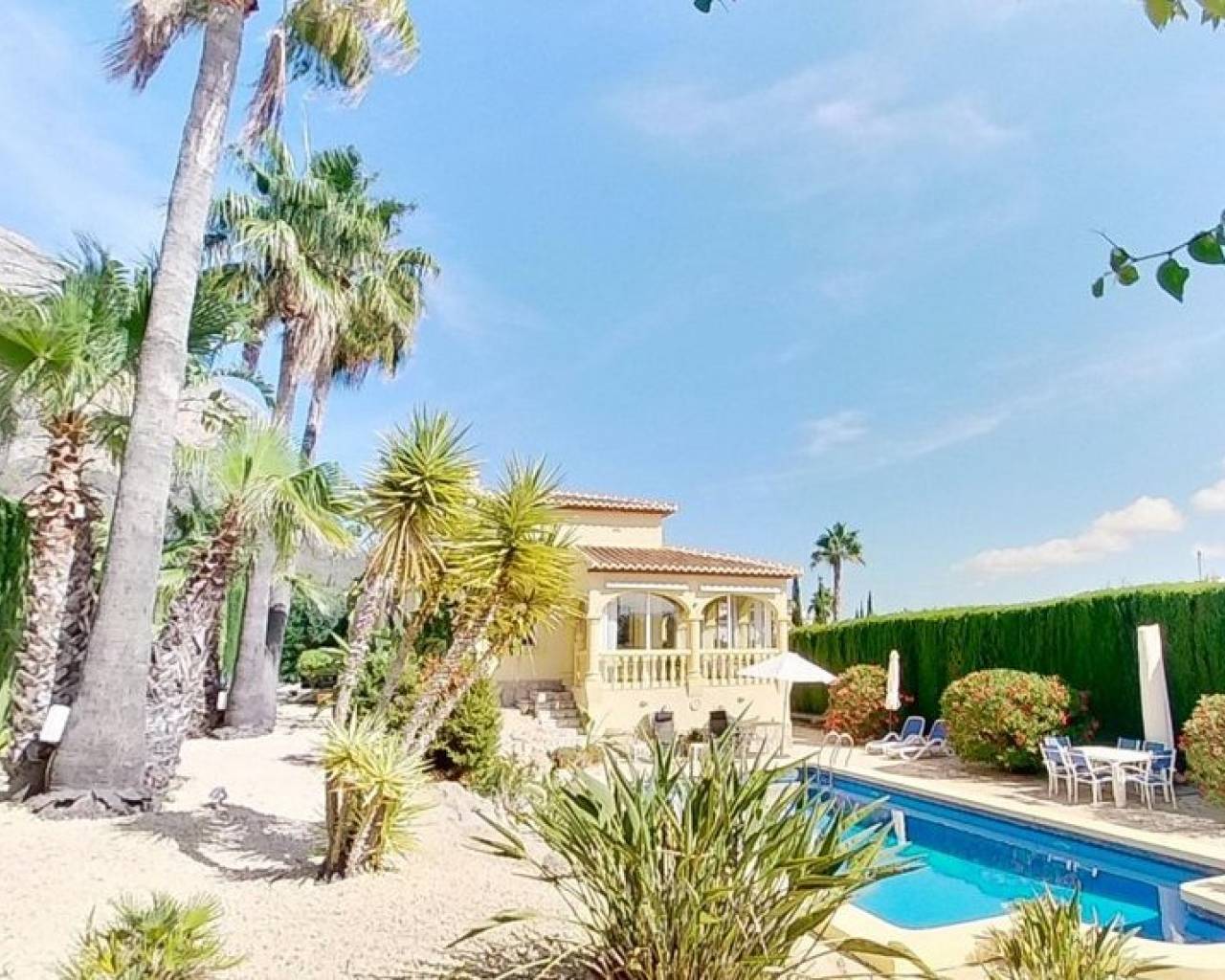 Sales - Detached villa - Javea