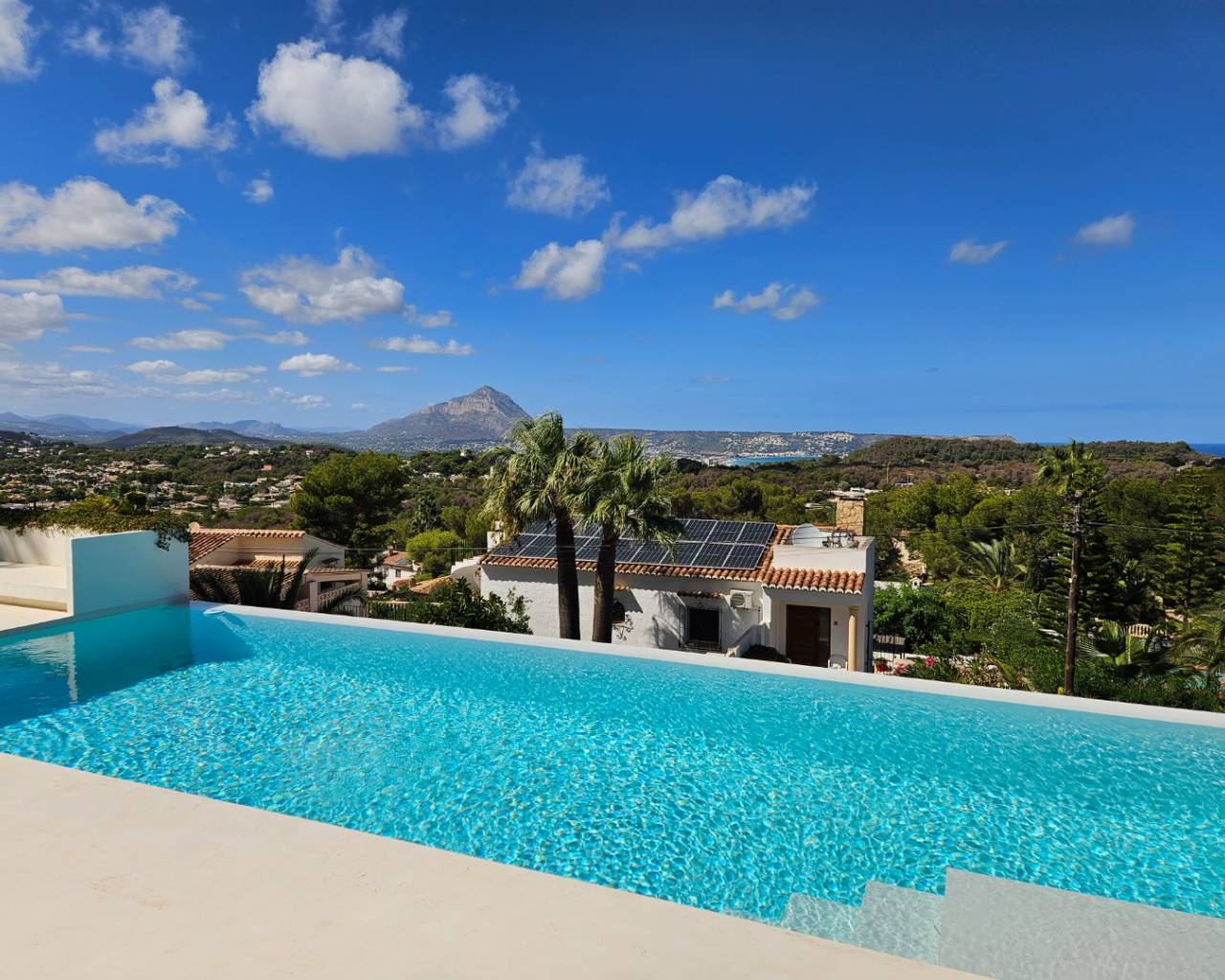 Sales - Detached villa - Javea