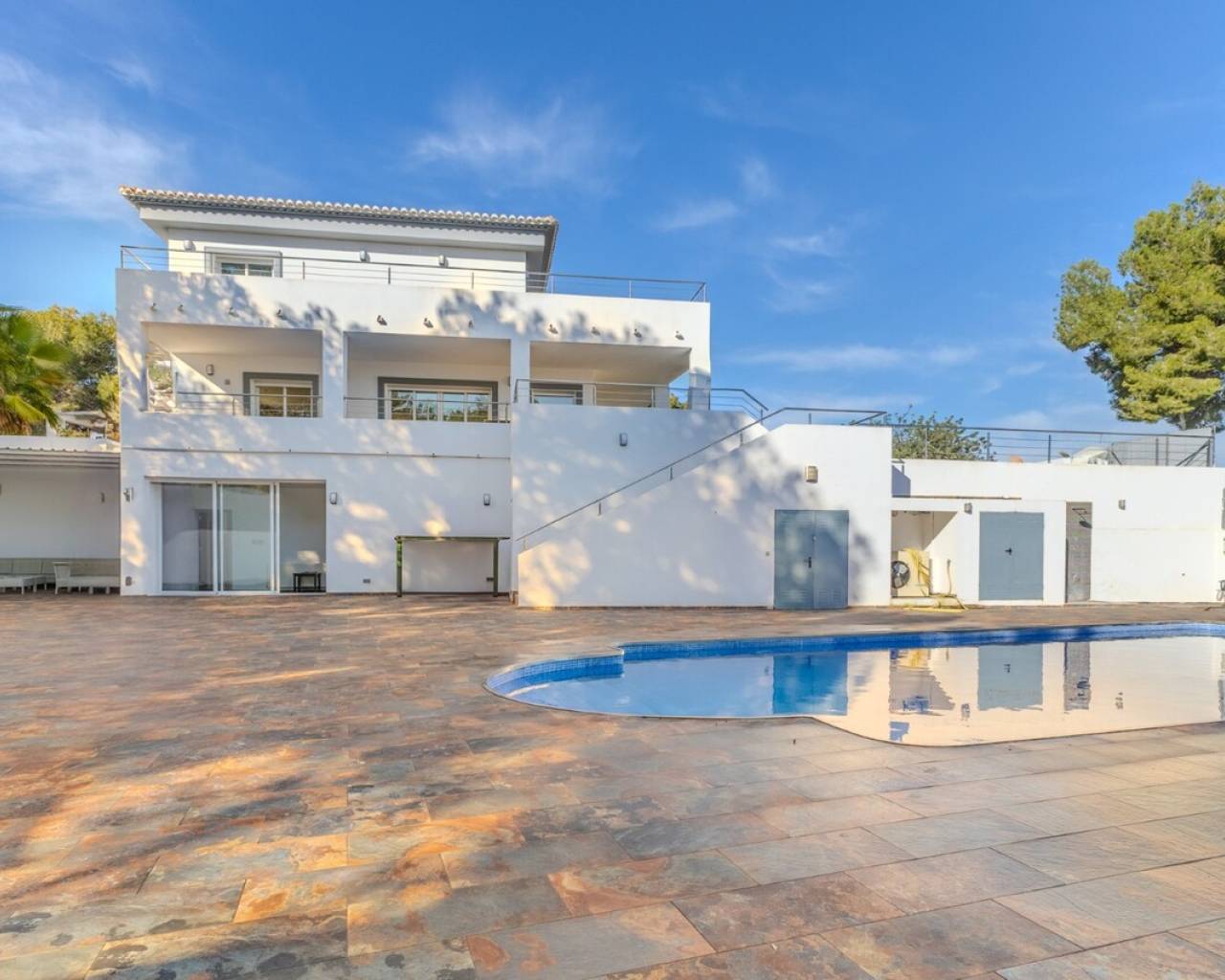 Sales - Detached villa - Javea