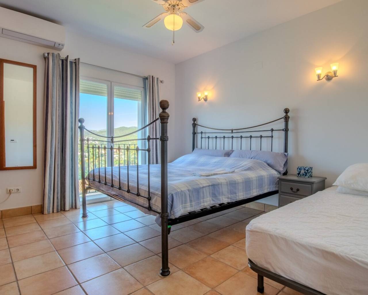 Sales - Detached villa - Javea