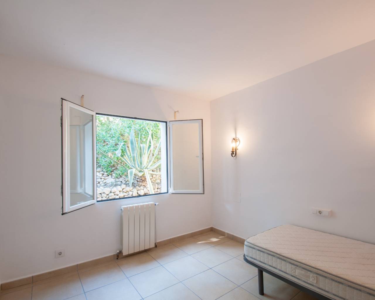 Sales - Detached villa - Javea