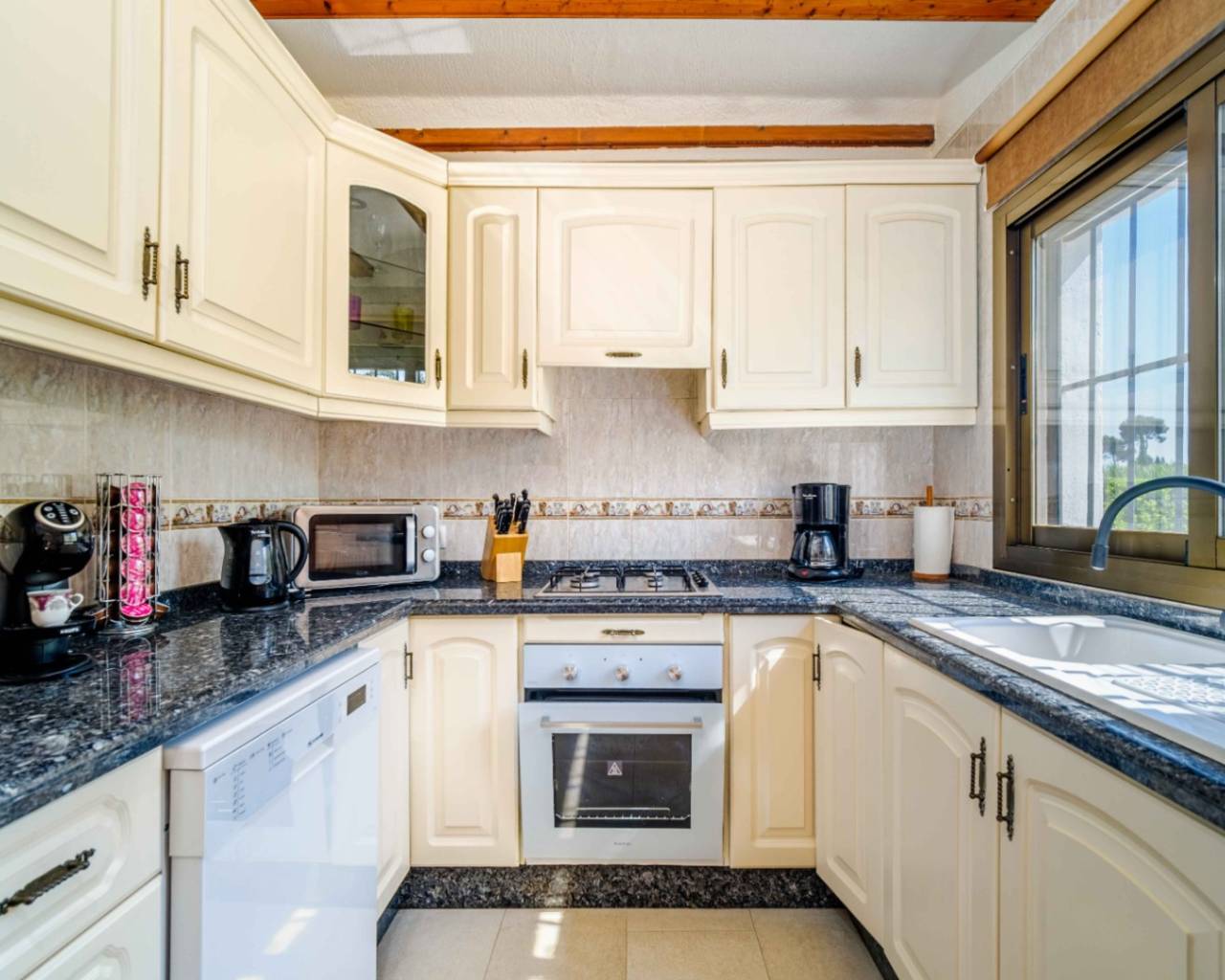 Sales - Detached villa - Javea