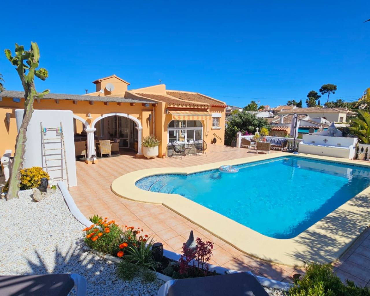 Sales - Detached villa - Javea