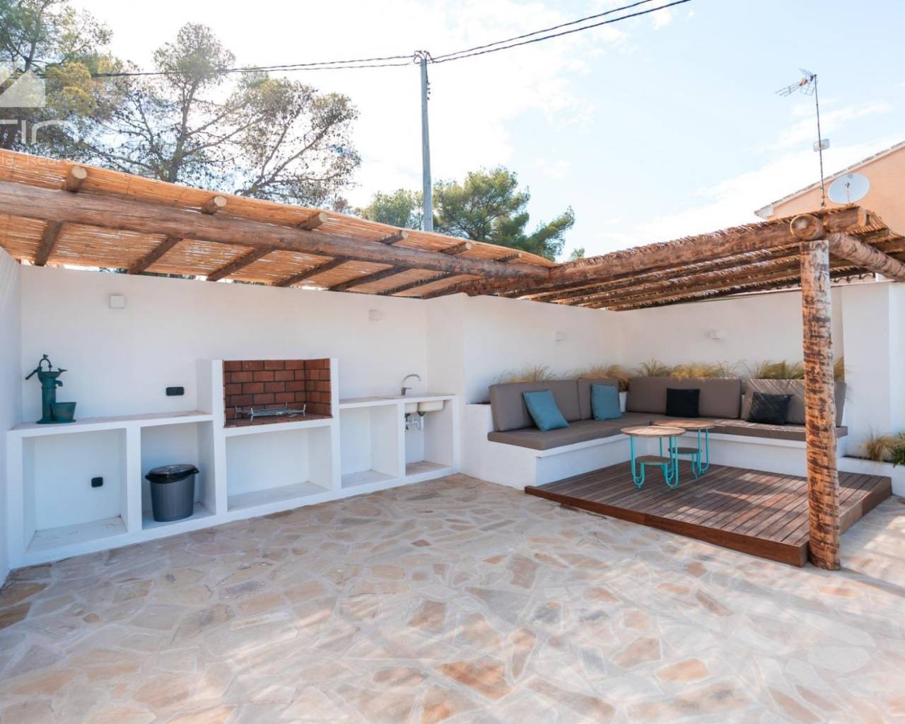 Sales - Detached villa - Javea