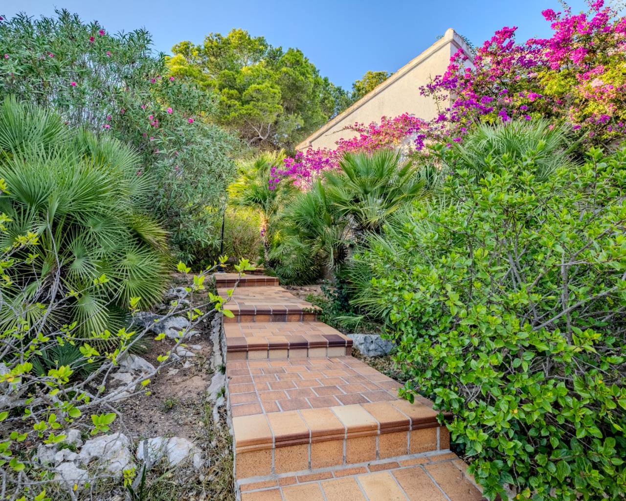 Sales - Detached villa - Javea