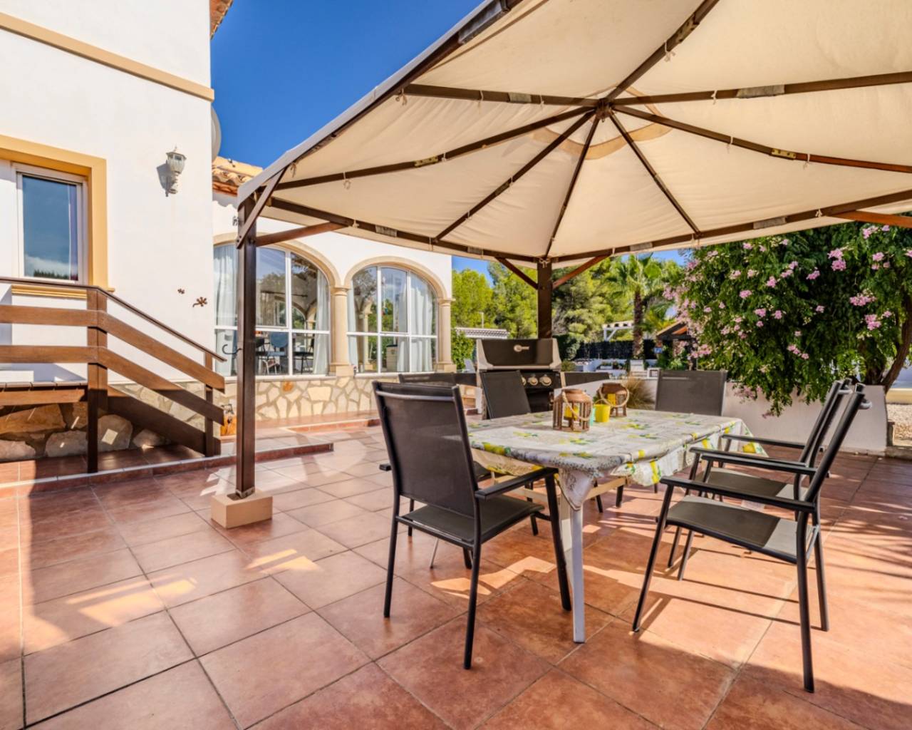 Sales - Detached villa - Javea