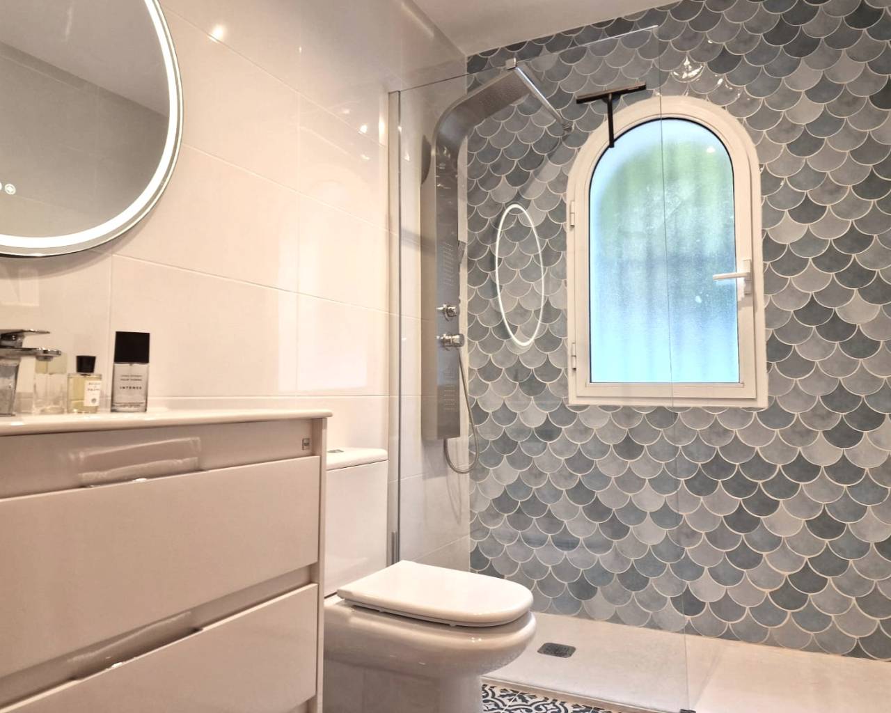 Sales - Detached villa - Javea