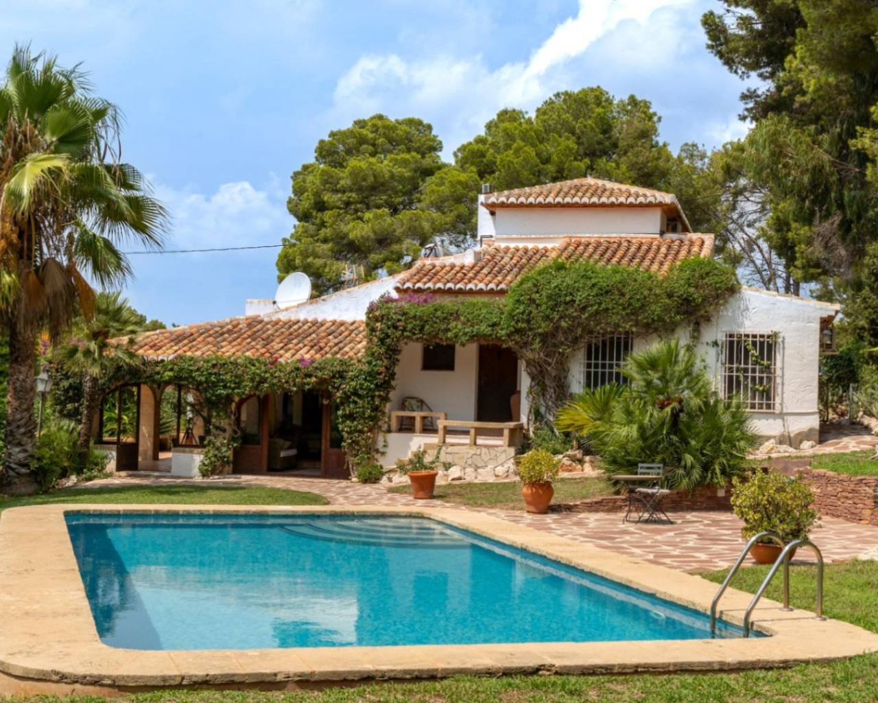 Sales - Detached villa - Javea