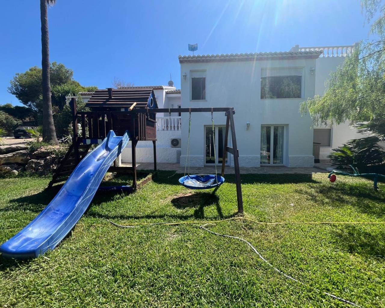 Sales - Detached villa - Javea