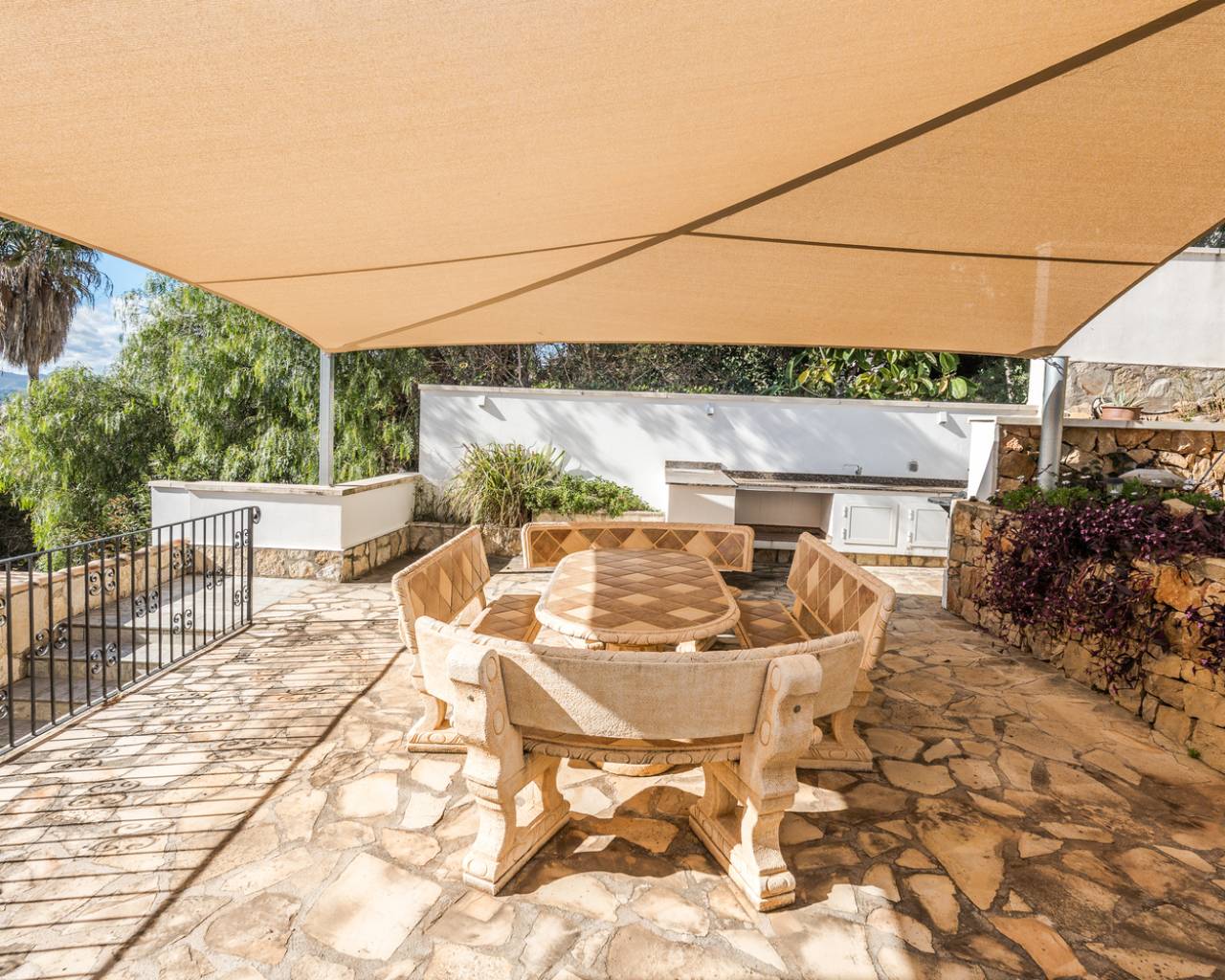 Sales - Detached villa - Javea