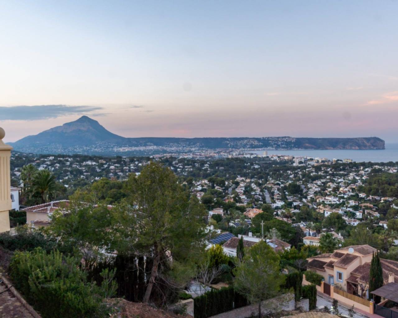 Sales - Detached villa - Javea