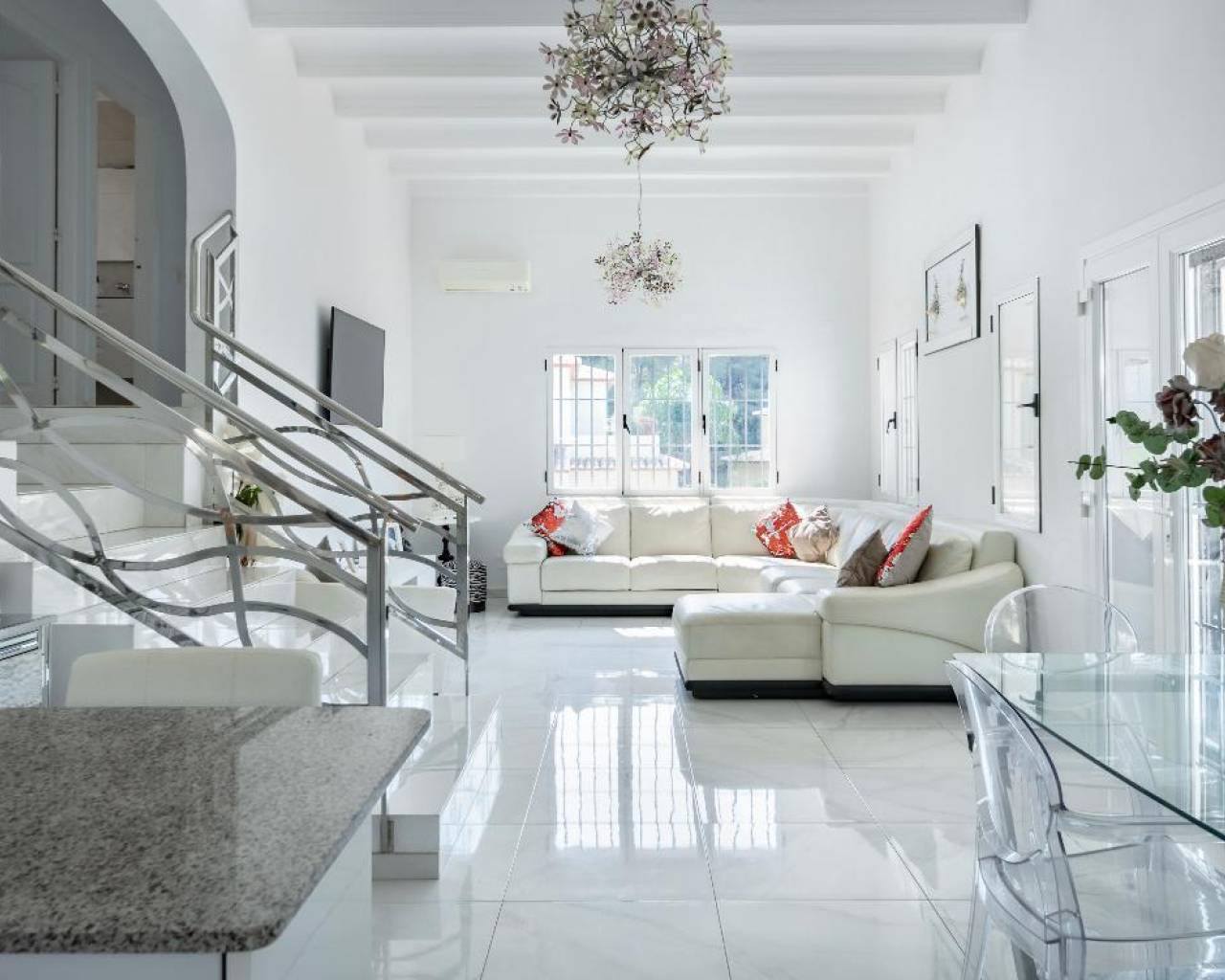 Sales - Detached villa - Javea