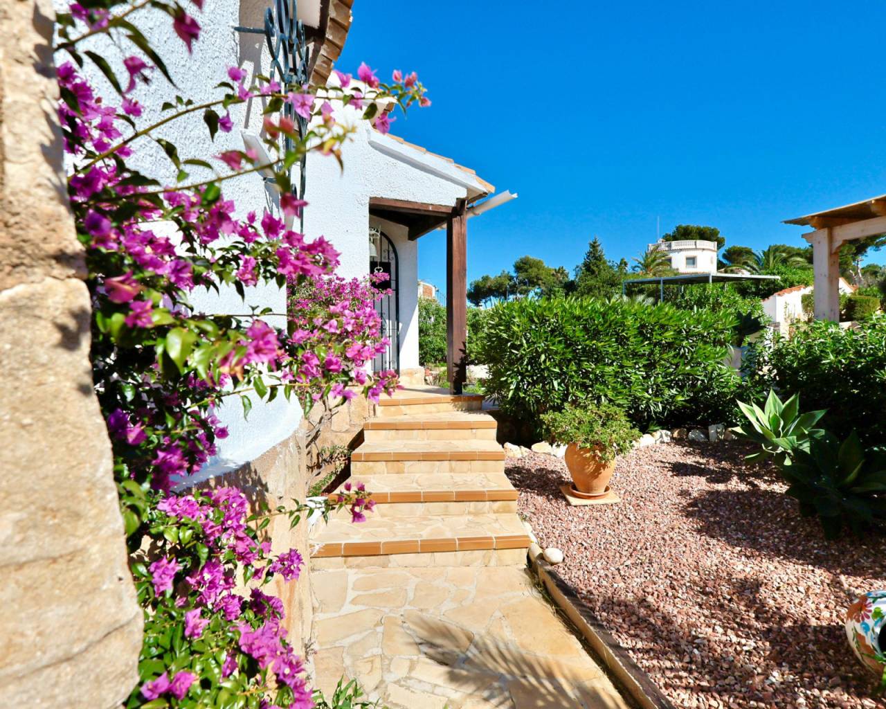 Sales - Detached villa - Javea