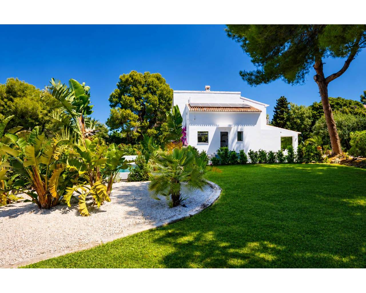 Sales - Detached villa - Javea