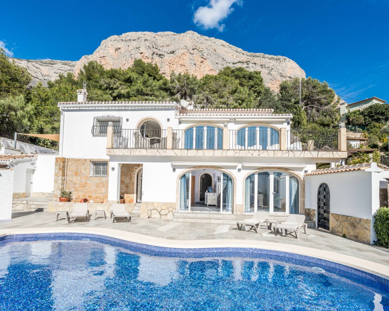 Sales - Detached villa - Javea