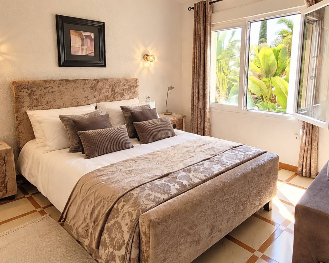 Sales - Detached villa - Javea