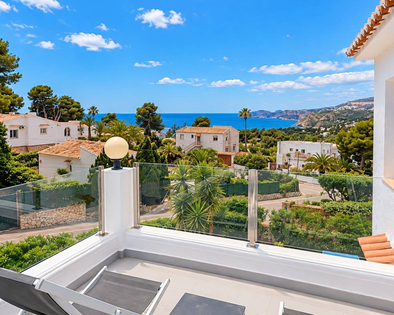 Sales - Detached villa - Javea
