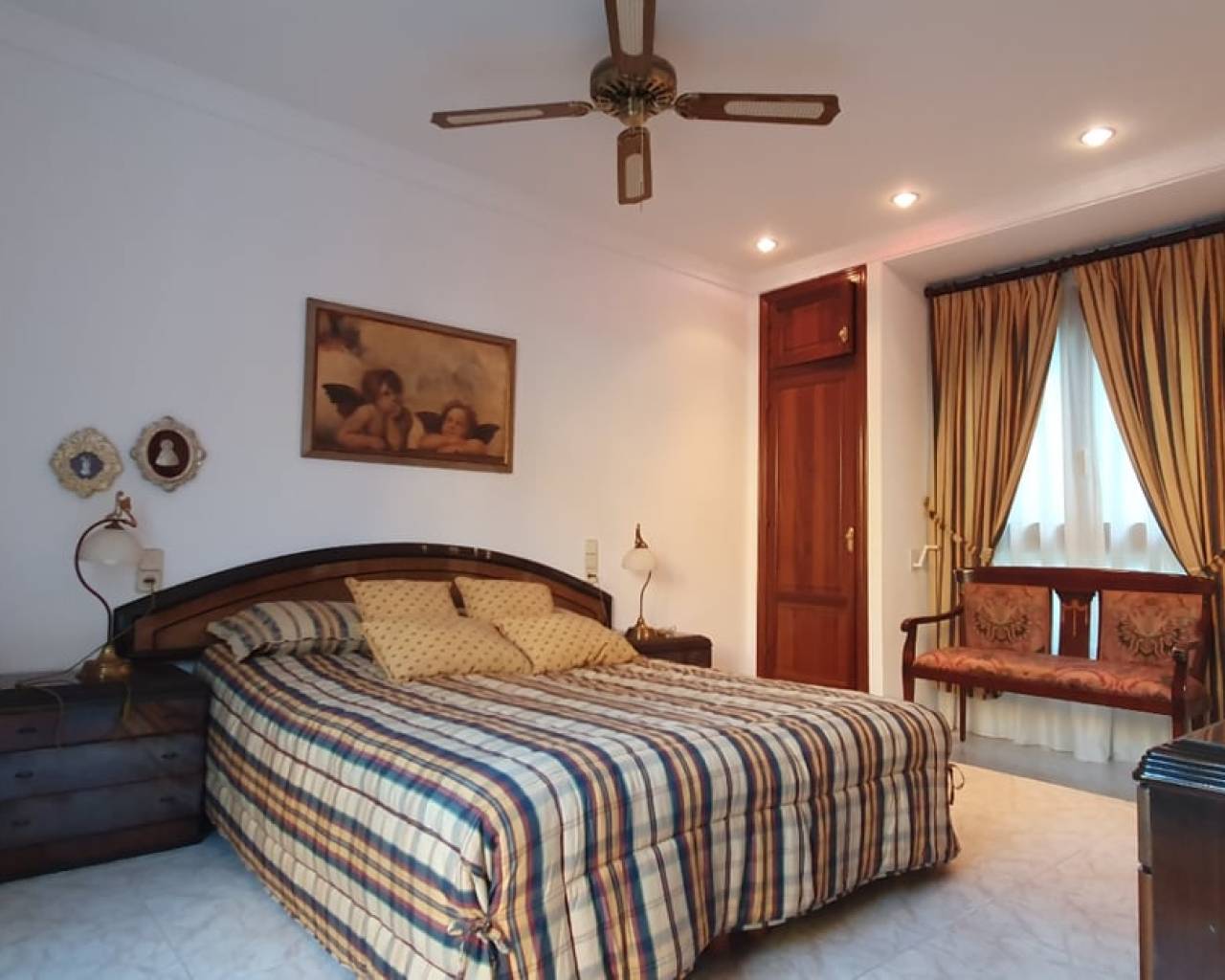 Vente - Villa individuelle - Oliva