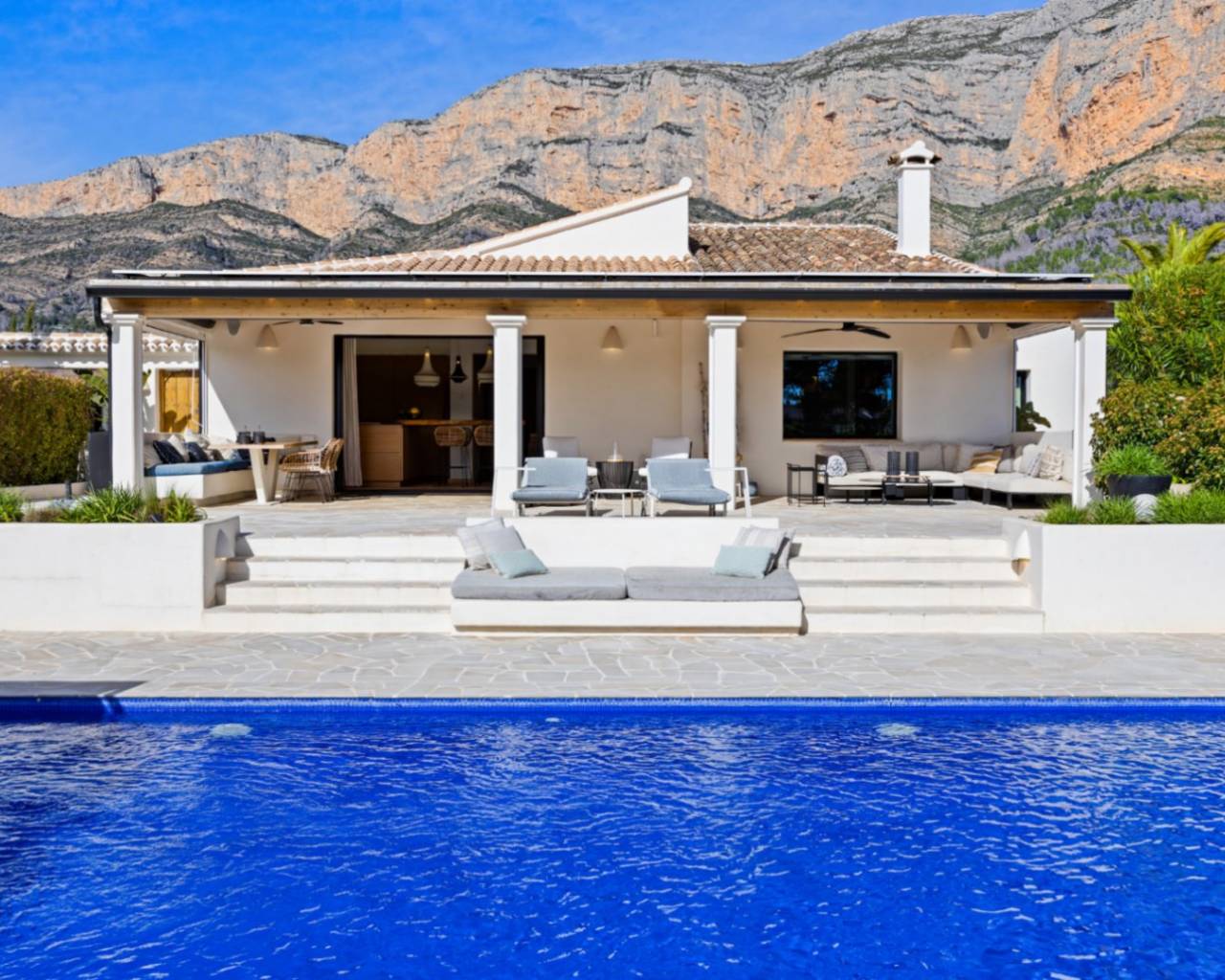 Vente - Villa individuelle - Javea - El Montgo