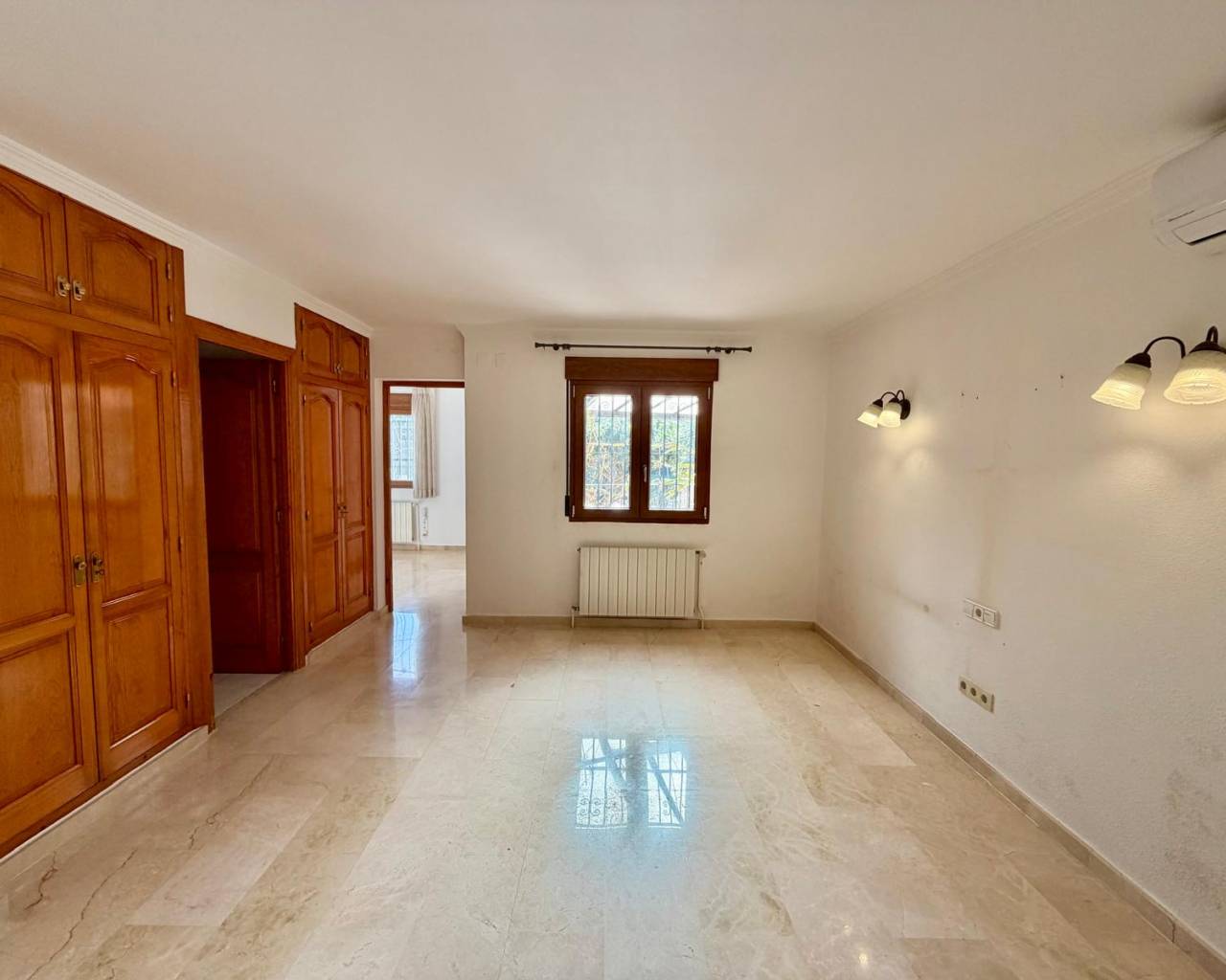 Vente - Villa individuelle - Pedreguer